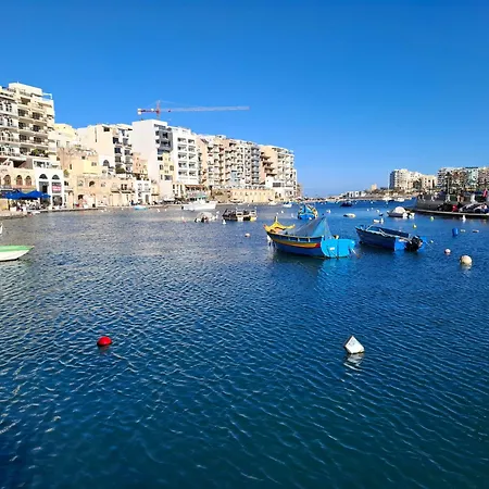 아파트 Cosy, Spacious -balcony -spinola Bay -english Schools -beach -casinos *