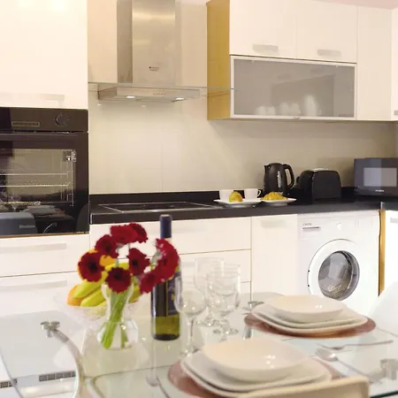 Apartment Cosy -2 Balcony - Spinola Bay, Beaches, Casino, Restaurants, Shops & Buses Saint Julian's